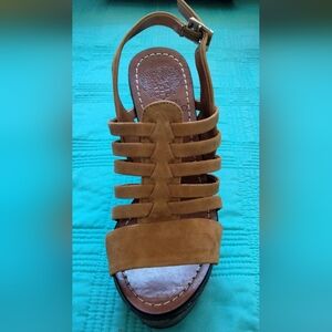 Vince Camuto "ONIA" Women’s Strappy Platform Sandal - Tan Suede